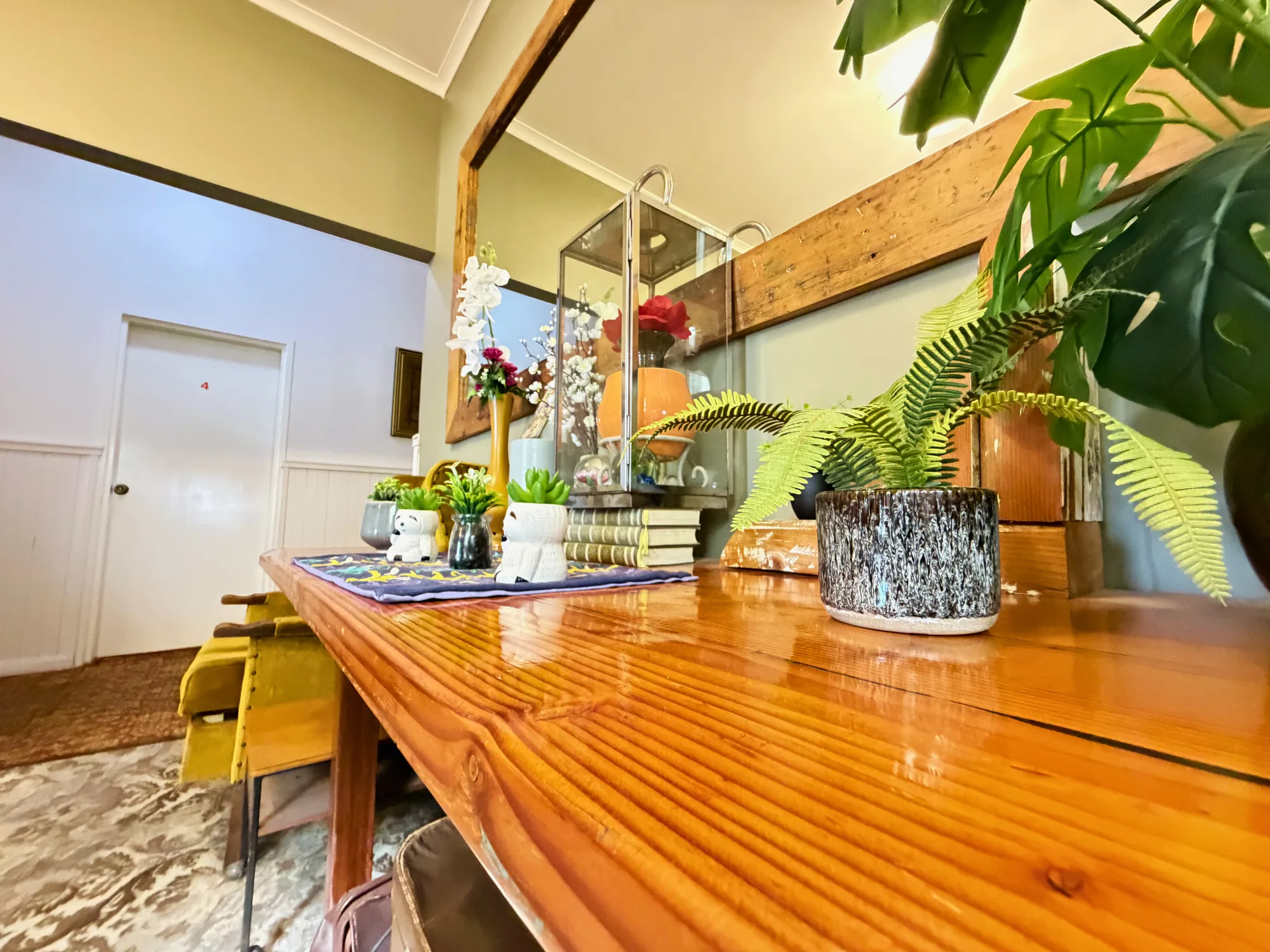 Guest dining room photo 2 at Vine Valley Inn Cessnock