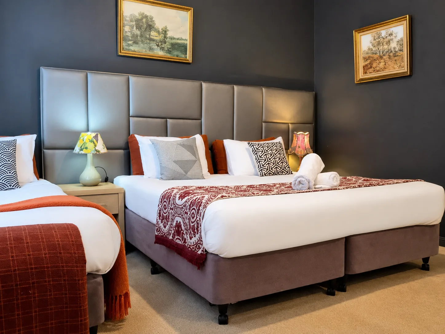 Twin Room at Vine Valley Inn Cessnock with separate bedding
